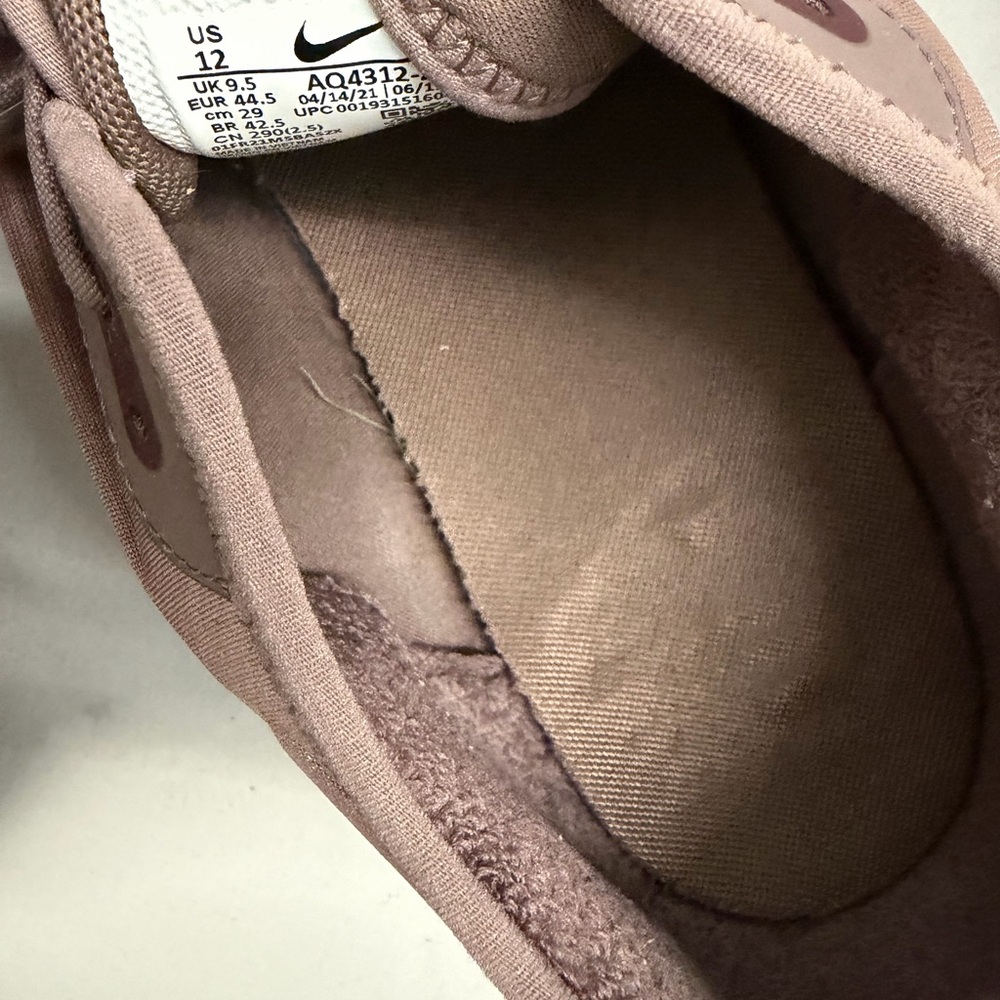 Nike Women's Sneakers in Mauve and Burgundy - Picture 2 of 4